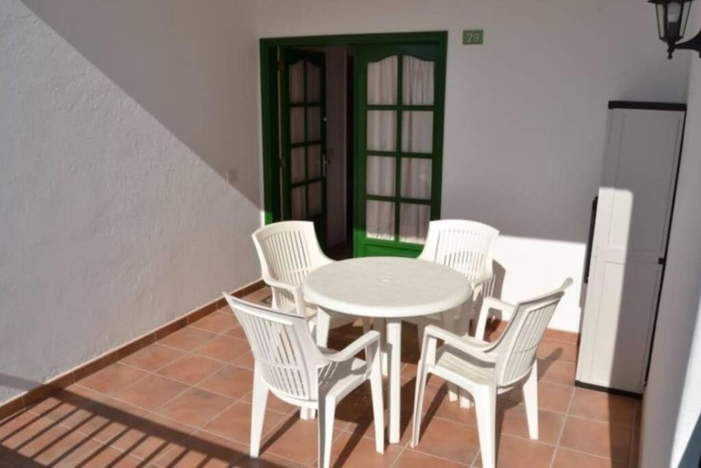 Casa Nori - Apartamento A 4 Minutos De La Playa Tias Bagian luar foto